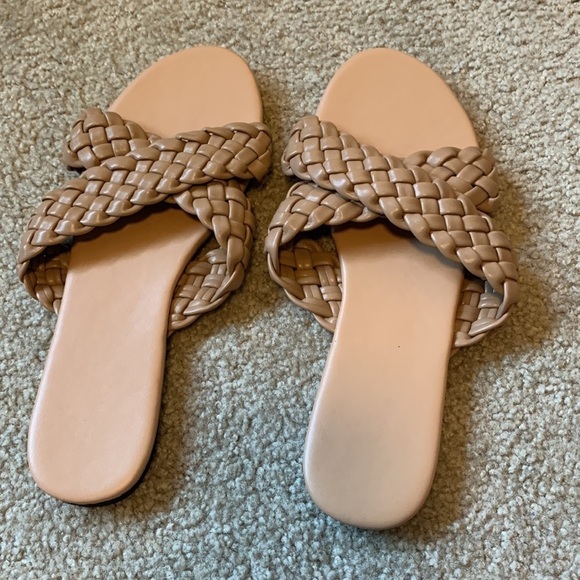 Mtzyoa Braided Criss Cross Flat Sandals 8.5 Tan Slip-On NWOB Boho Summer Comfort - Picture 6 of 13